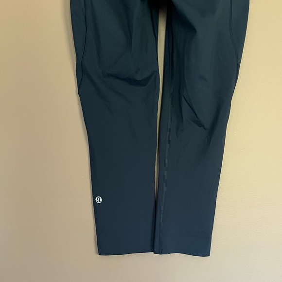 {Lululemon} Fast & Free Crop II Nulux 19" in Nocturnal Teal - Womens 4 - Picture 6 of 11